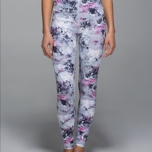 Lululemon high waisted athletic leggings